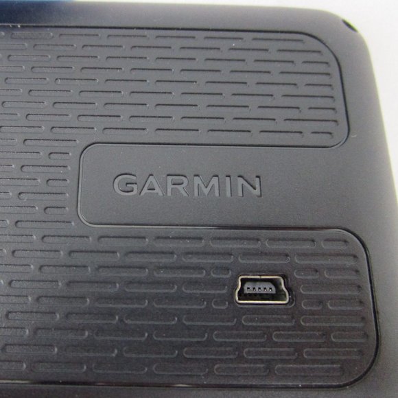 Garmin Nuvi 40LM Navigator + Charger + Mount - Picture 8 of 14